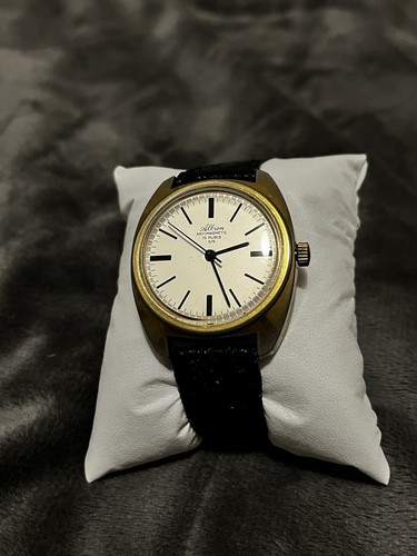 Montre vintage mécanique